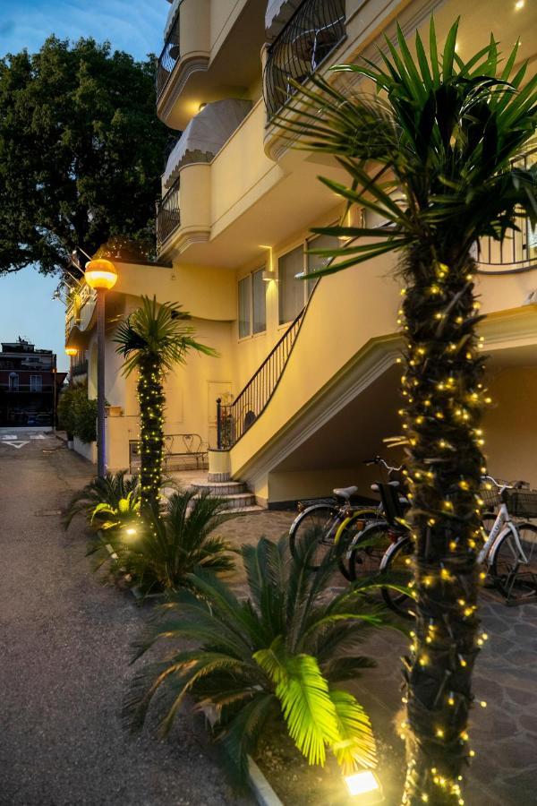 Residence Queen Rimini Exterior photo
